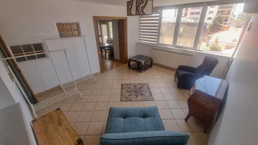 4-camere-2-bai-l-Rond-Alba-Iulia-UNIRII-l-Centrala-proprie-12
