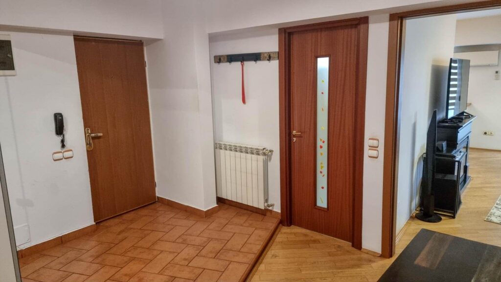 4-camere-2-bai-l-Rond-Alba-Iulia-UNIRII-l-Centrala-proprie-4
