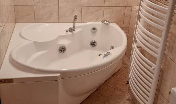 4-camere-2-bai-l-Rond-Alba-Iulia-UNIRII-l-Centrala-proprie-6