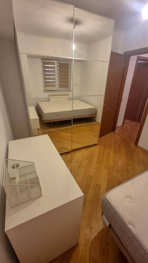 4-camere-2-bai-l-Rond-Alba-Iulia-UNIRII-l-Centrala-proprie-7