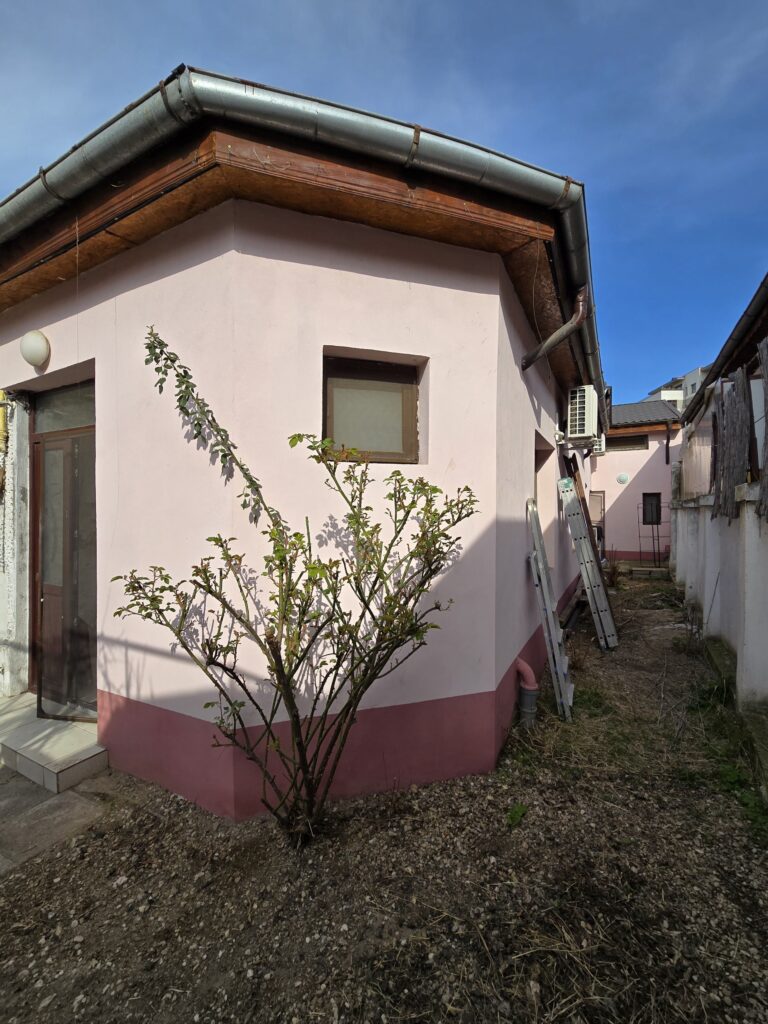 Casa-la-curte-l-autoriz-constr-Investitie-Popa-Nan-2-min