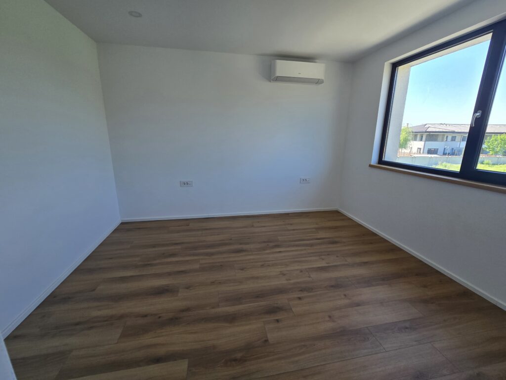Duplex-Pipera-l-5-camere-l-4-bai-l-2-locuri-parcare-10-min