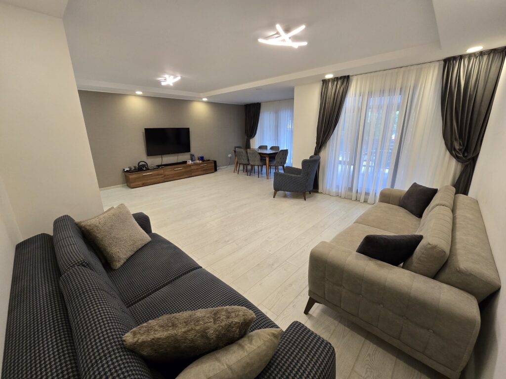 Casa-cu-4-camere-si-3-bai-COSMOPOLIS-12-min