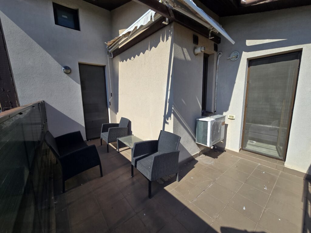 2-camere-si-parcare-Valea-Ialomitei_12-min