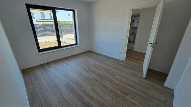 Casa-langa-padure-cu-curte-generoasa-704-mp_1
