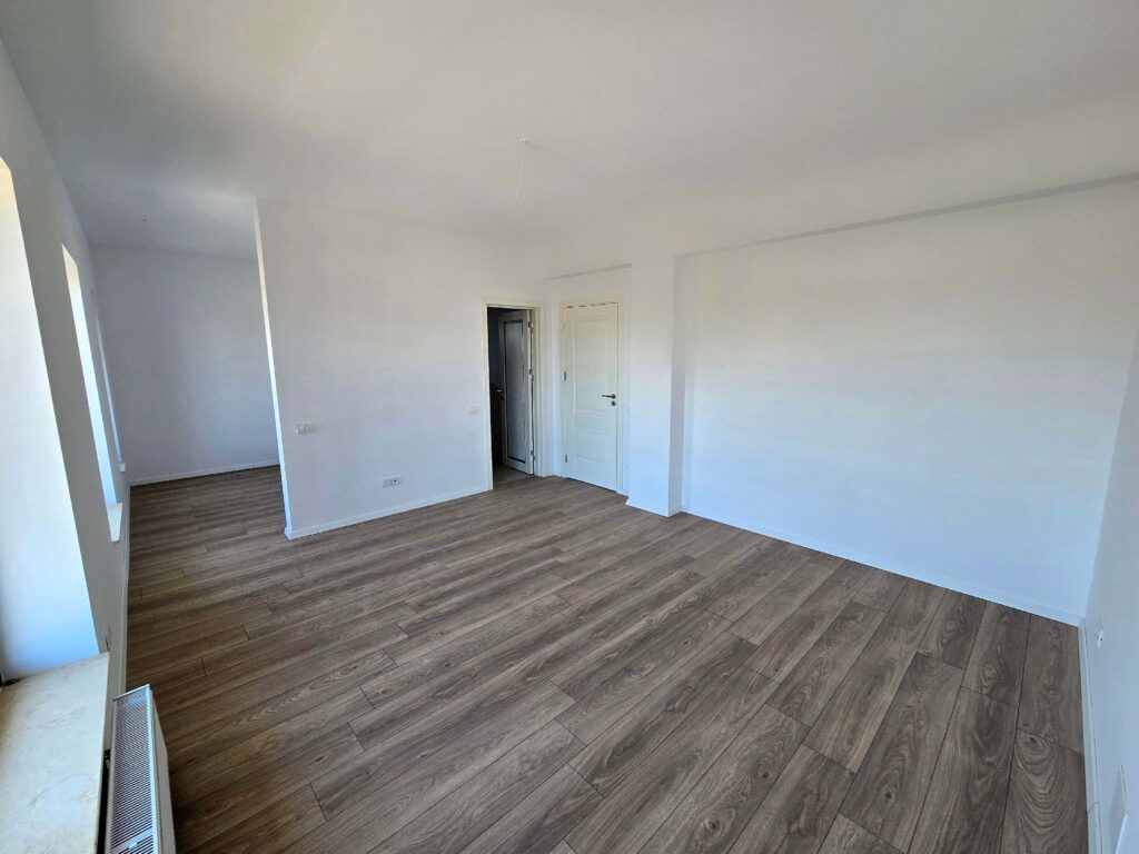 Casa-langa-padure-cu-curte-generoasa-704-mp_12