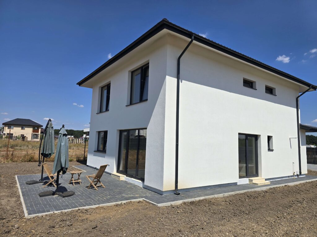 Casa-langa-padure-cu-curte-generoasa-704-mp_16