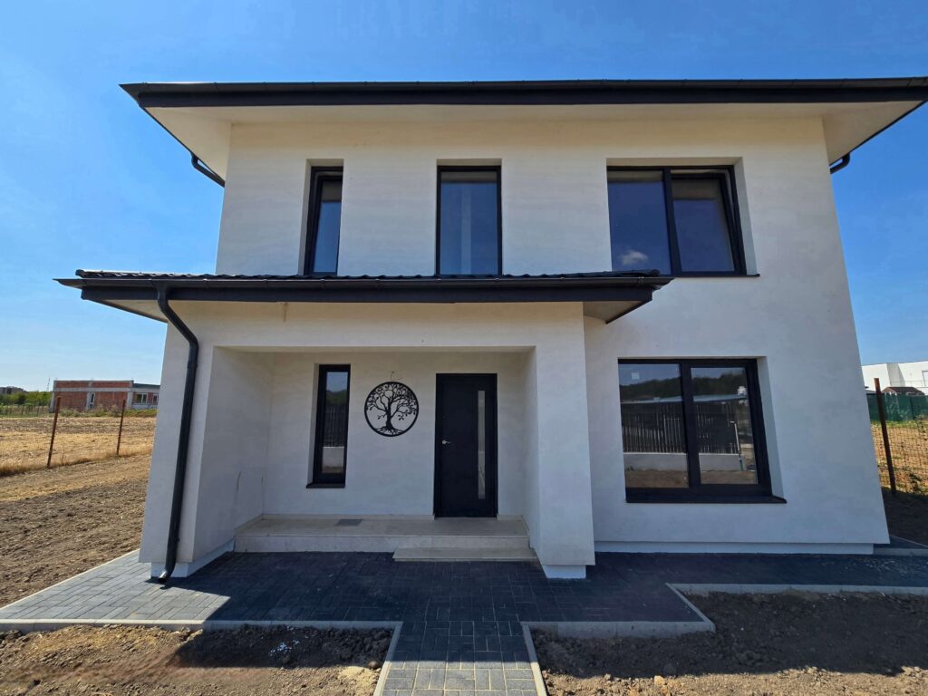Casa-langa-padure-cu-curte-generoasa-704-mp_17