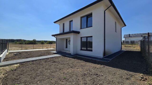 Casa-langa-padure-cu-curte-generoasa-704-mp_18