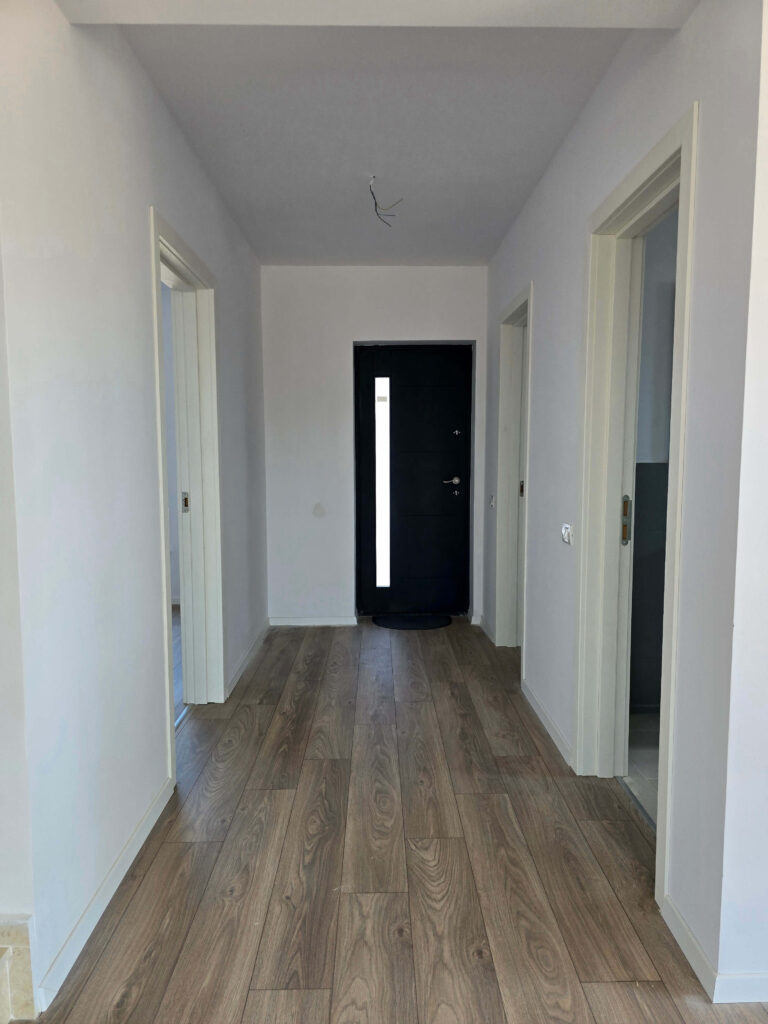 Casa-langa-padure-cu-curte-generoasa-704-mp_6