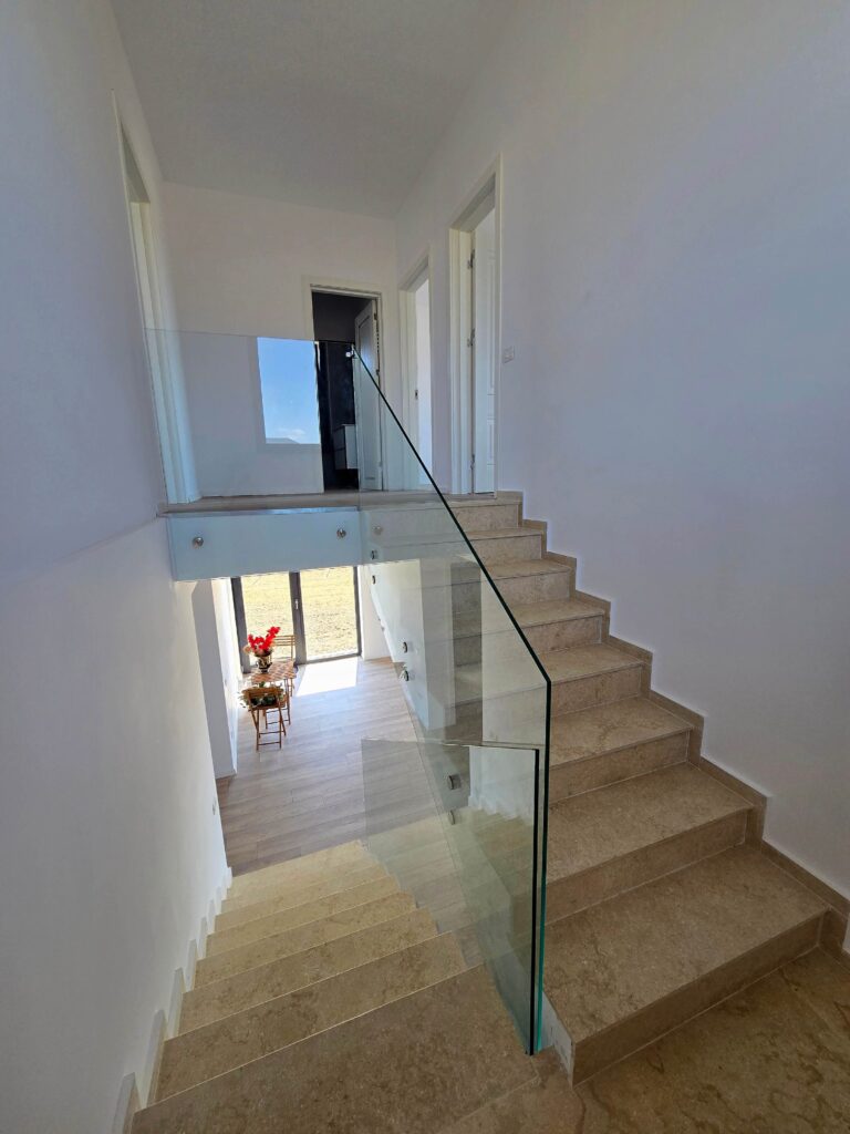 Casa-langa-padure-cu-curte-generoasa-704-mp_7