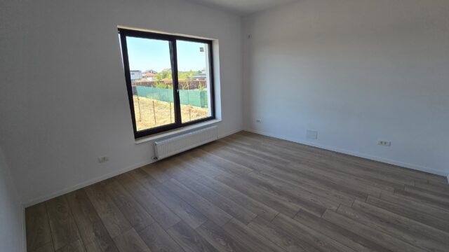 Casa-langa-padure-cu-curte-generoasa-704-mp_8
